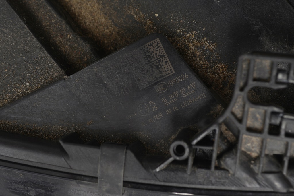 Audi a5 8w6 рестайлінг  фара правий full led 8w6941040 Ціна