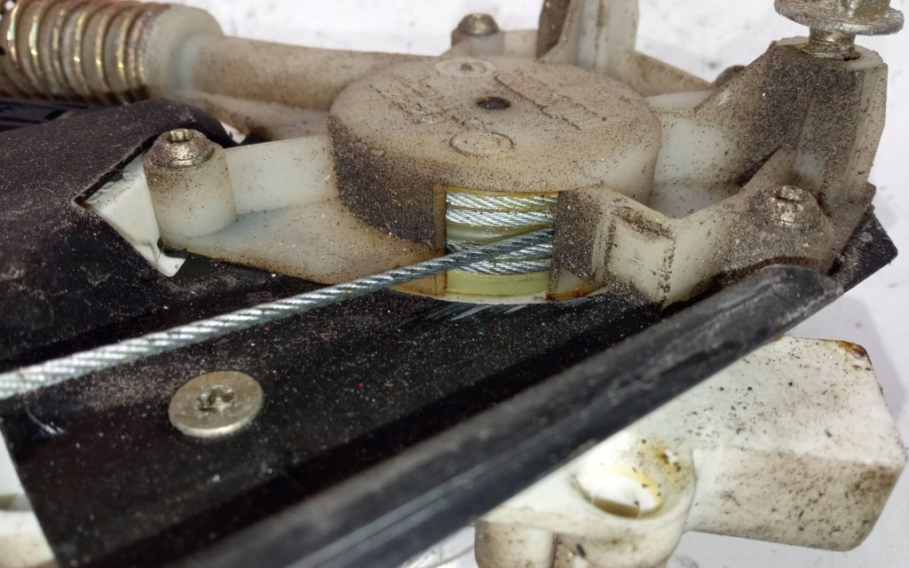 Element механізму скло лівий задній bmw 520 i Недорого