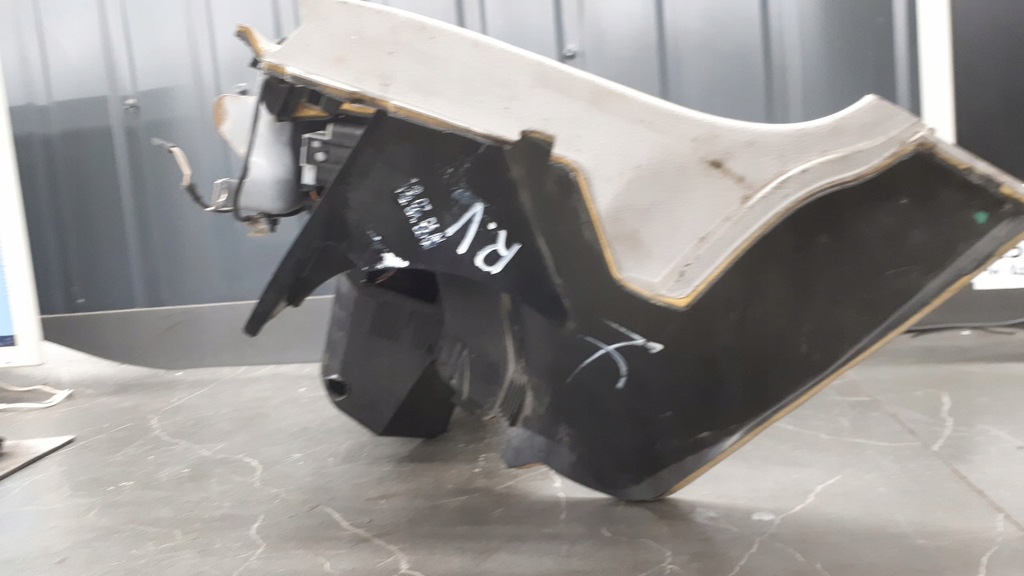 фото №11, A2116802487 бардачок пассажира mercedes e w211 2.2