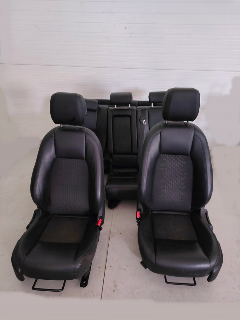 фото №1, Land rover discovery sport сиденья заднее сиденье uk