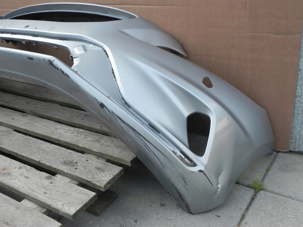 Volvo v40 ii 2 12- lift 477 477-46 бампер перед передний r design Цена