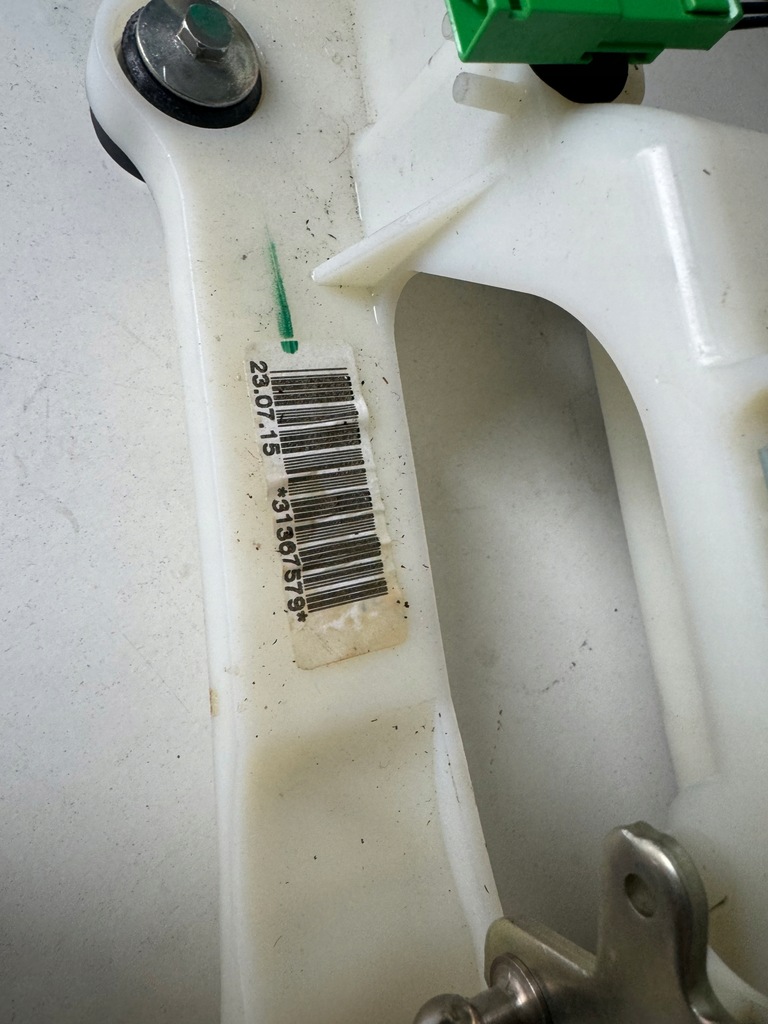 фото №8, Volvo v40 ii ручка перемикання передач домкрат чохол