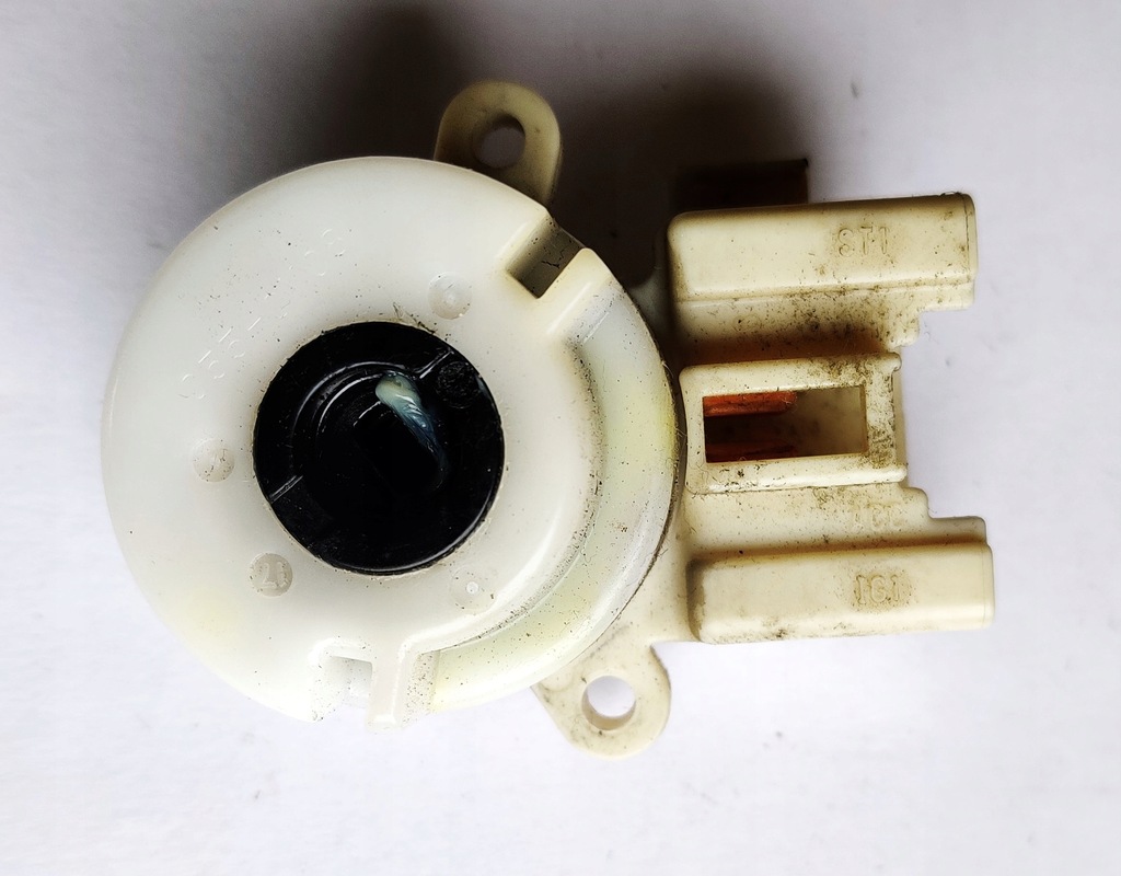 фото №1, Колодка замка запалювання toyota corolla e11