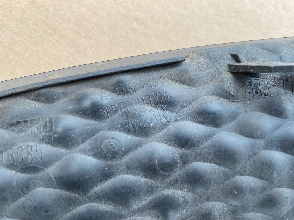 фото №8, Mercedes 213 e klasa решітка бампера права 2138851600 оригінал