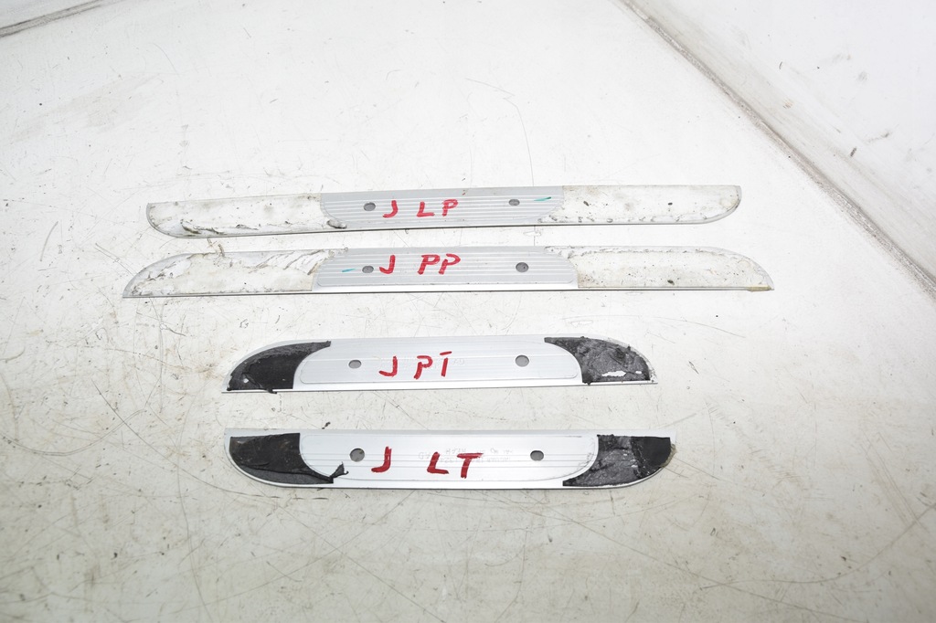 фото №4, Jaguar xj x350 накладки порогові емблема накладки