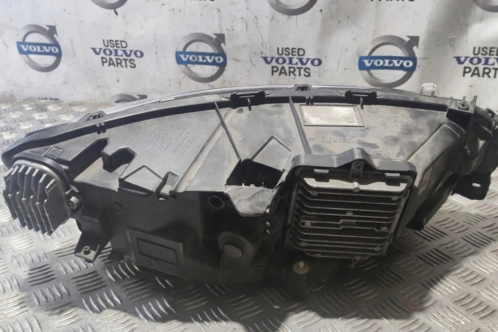 фото №8, Лампа права передня volvo s90 32228310 2.0l hybrid 2019