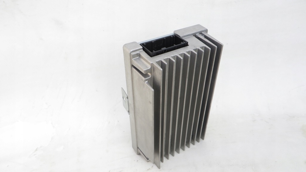 фото №1, Amp bmw hlc x5 e70 x6 e71 усилитель радио 9240136