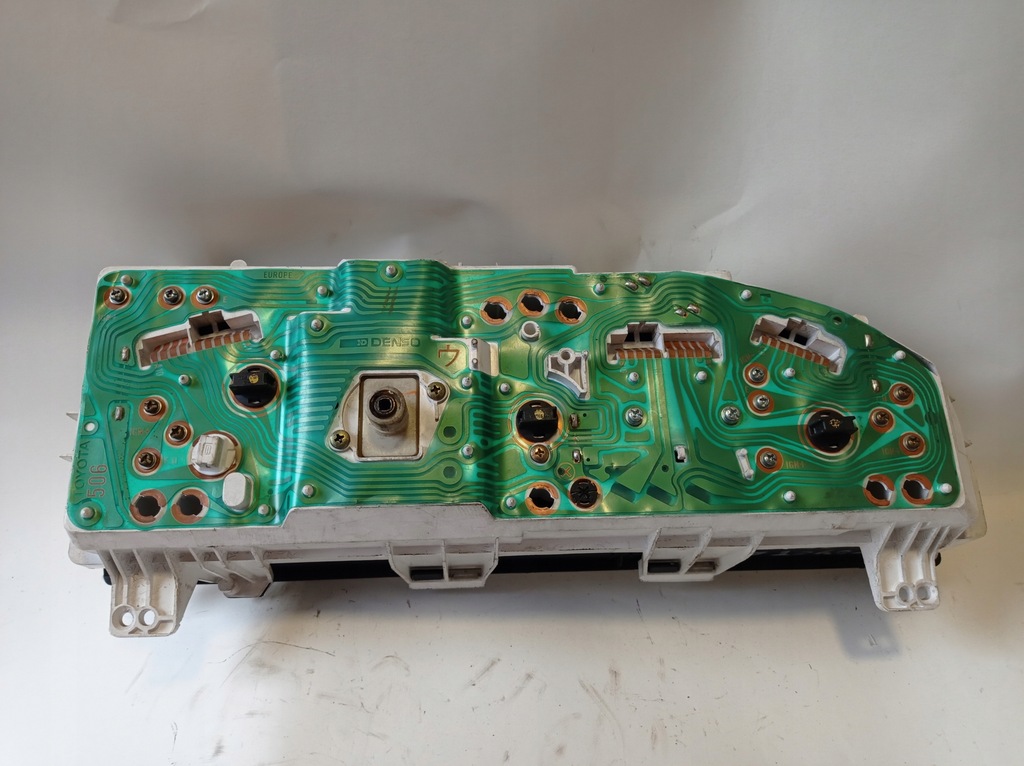 фото №9, Счетчик приборы toyota corolla 1.3 832001a460