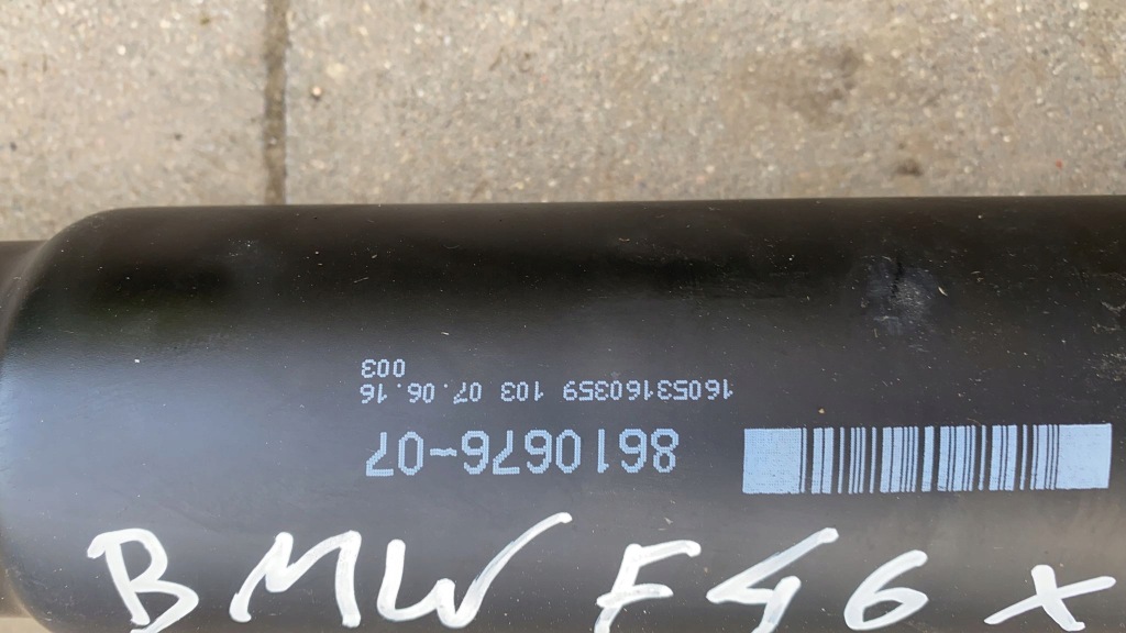 фото №2, Bmw 2 f46 wał приводной