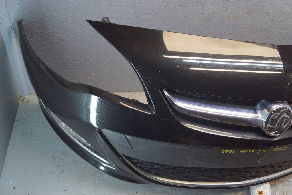 Opel astra j iv рестайлинг  бампер перед z2429 Доставка