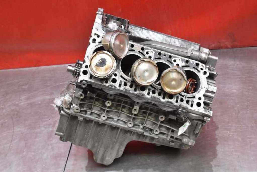 фото №12, Блок dół двигуна wał 9481011117r porsche cayenne 1 i 4.5 v8 turbo 450 km