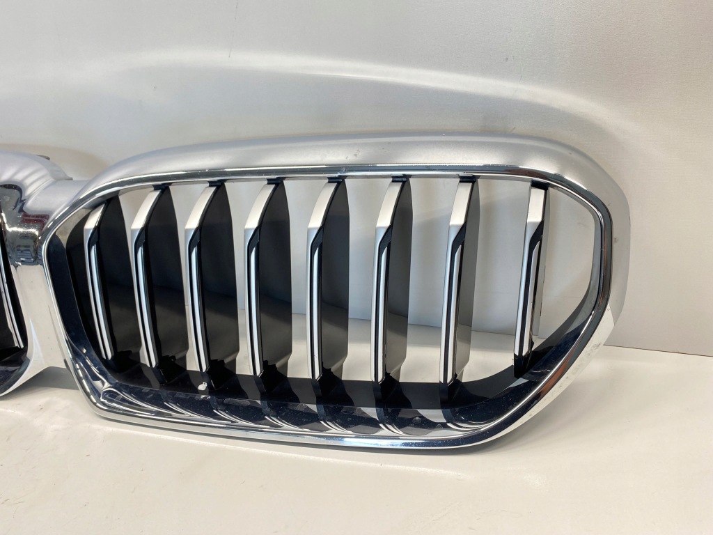 Жалюзі впуск повітропровід повітря верхній решітка радіатора решітка радіатора bmw 5 g30 g31 рестайлінг  lci Оригінал