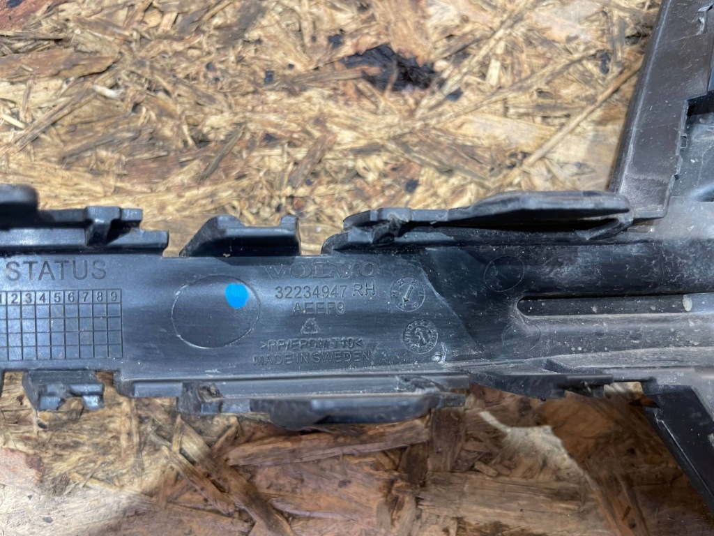 фото №8, Volvo xc60 xc-60 ii 2 lift 21- решётка бампера правая перед передняя