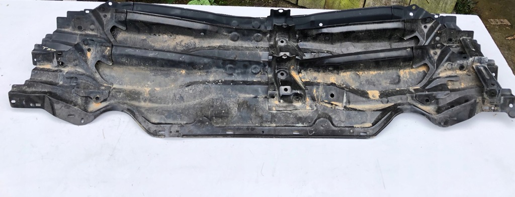 фото №1, Toyota auris avensis t27 жабо металевий