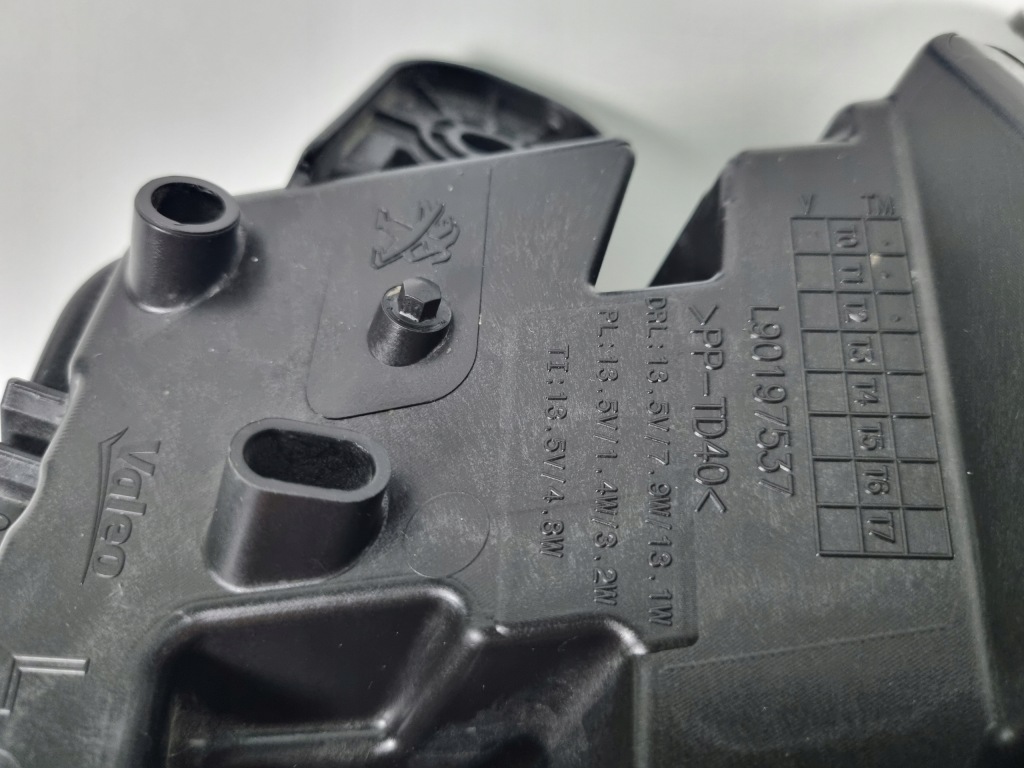 Peugeot 3008 5008 ii противотуманная фара передний левый перед led drl 9836231080 Недорого