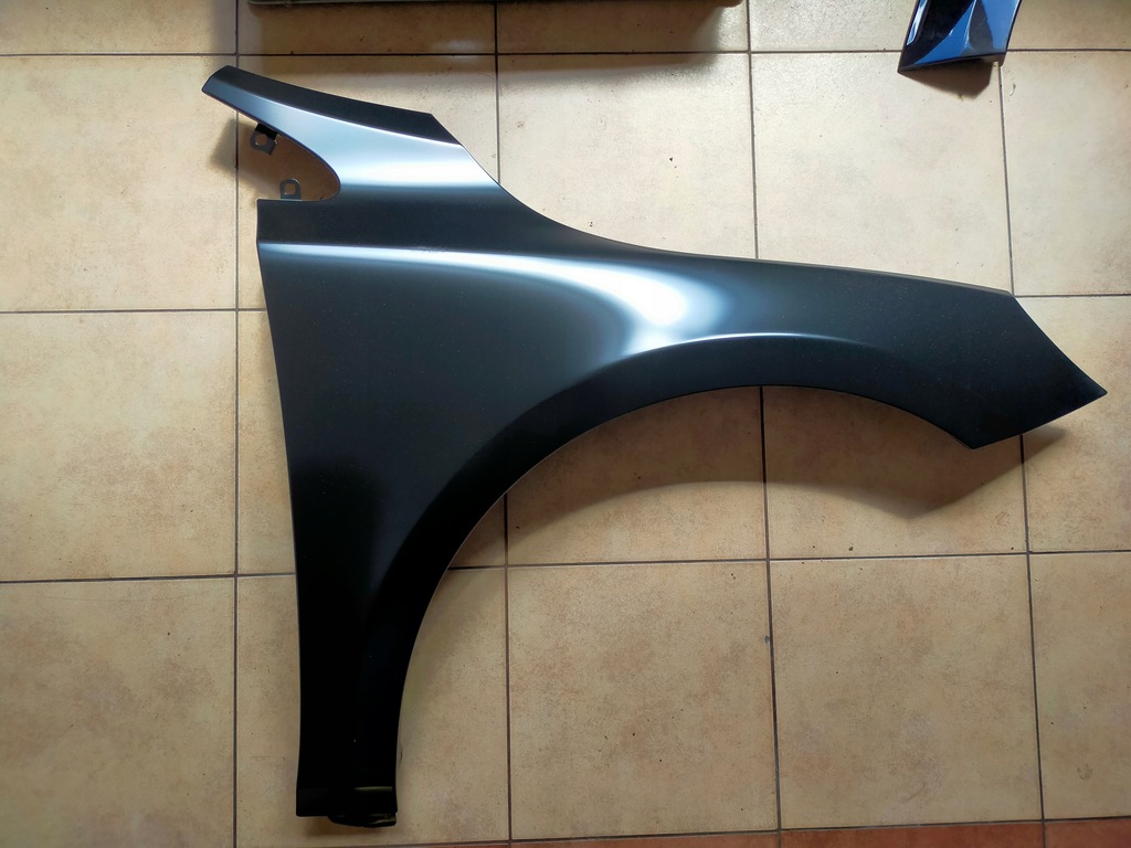 фото №1, Volvo v40 v 40 cross country крила правий