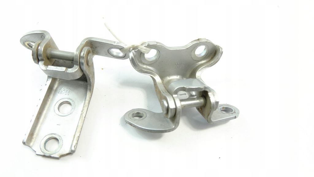 фото №1, Toyota verso петли дверь правый перед комплект