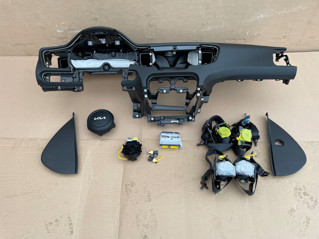 фото №1, Kia proceed iii lift консоль подушка безопасности ремни org!!!