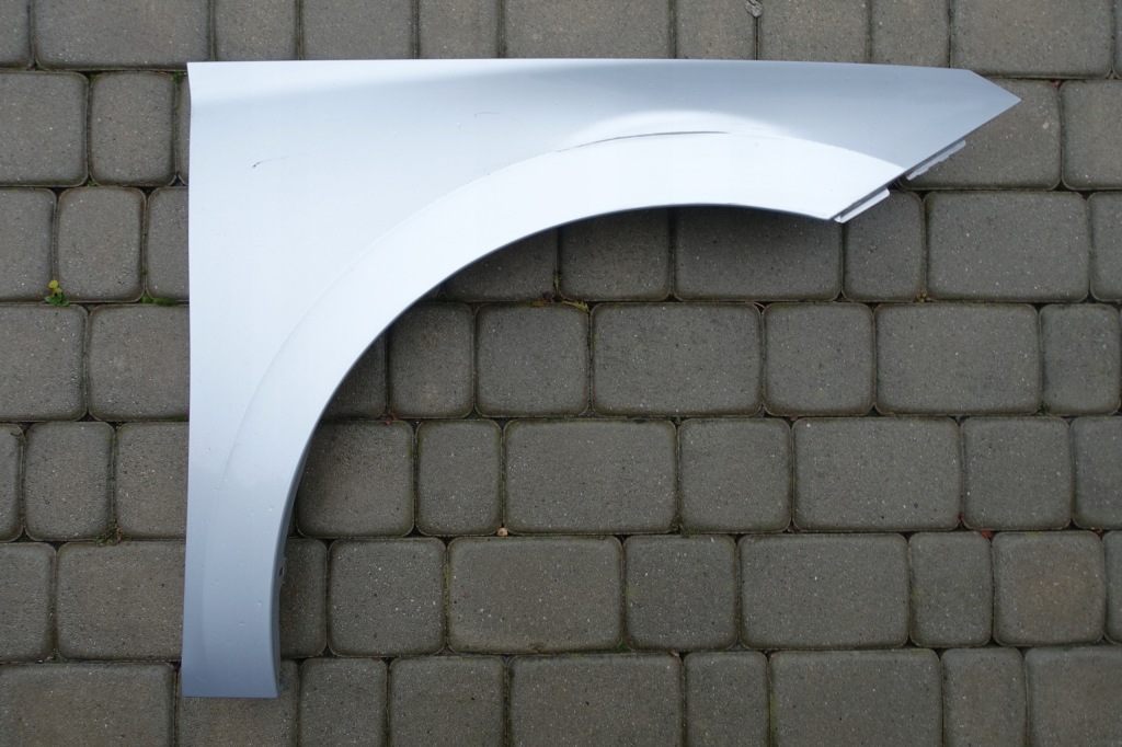 фото №1, Skoda kamiq крыло передний правый оригинал серебряный