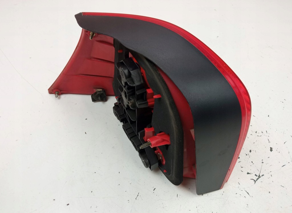 фото №8, Лампа права задня volkswagen golf