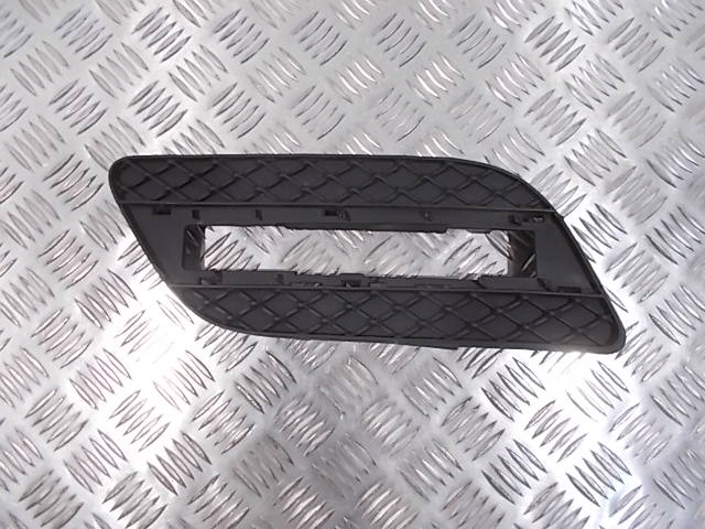 Купить Решётка левая mercedes ml a1668800724 оригинал