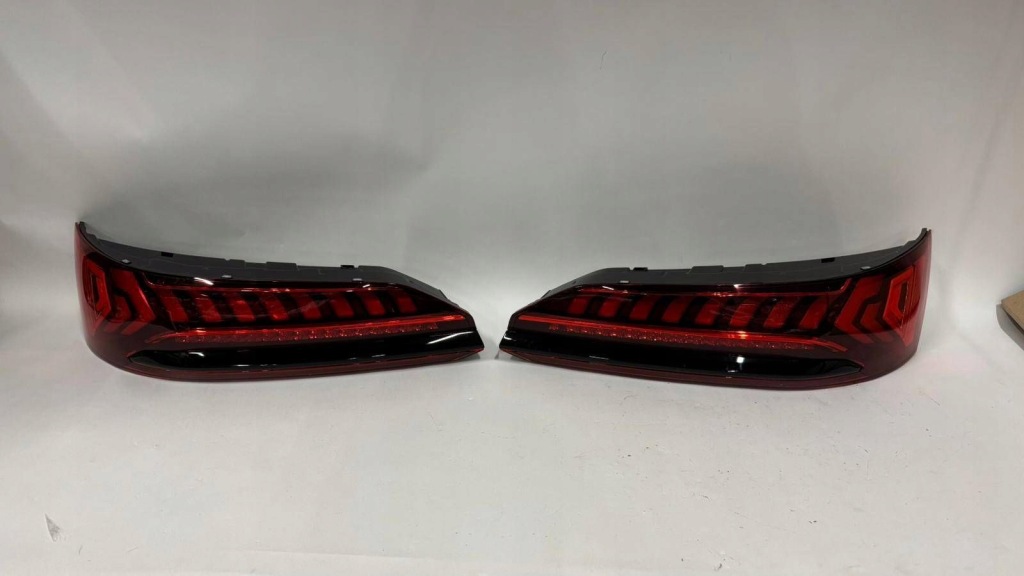 фото №1, Audi q7 4m sq7 lift лампа задня комплект ліва права matrix opt1 eu