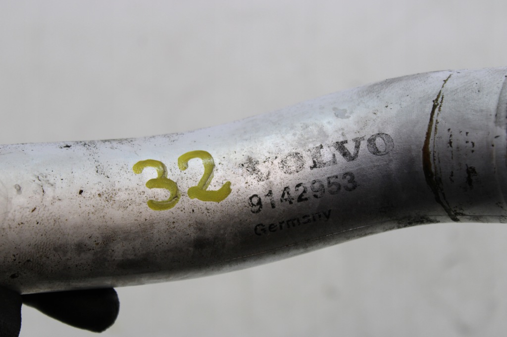 Volvo s80 2.9 biturbo труба шланг интеркулера 9142953 2002 Доставка