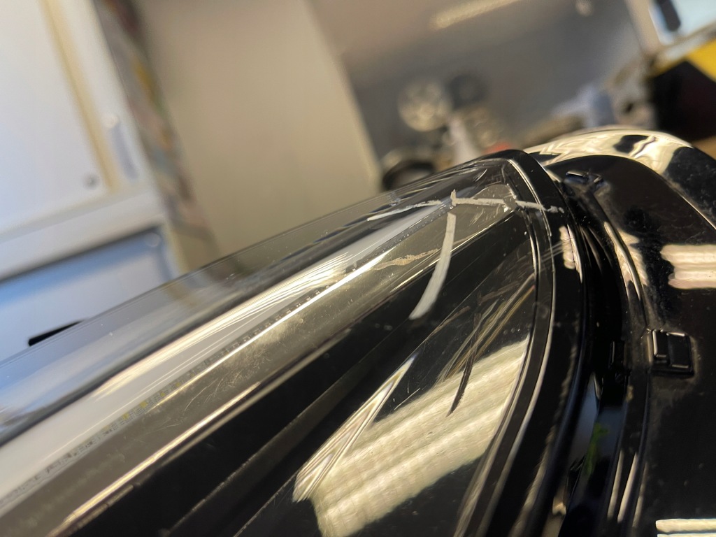 Фара фара ліва перед tesla model 3 led 1077375-00-c в Україні