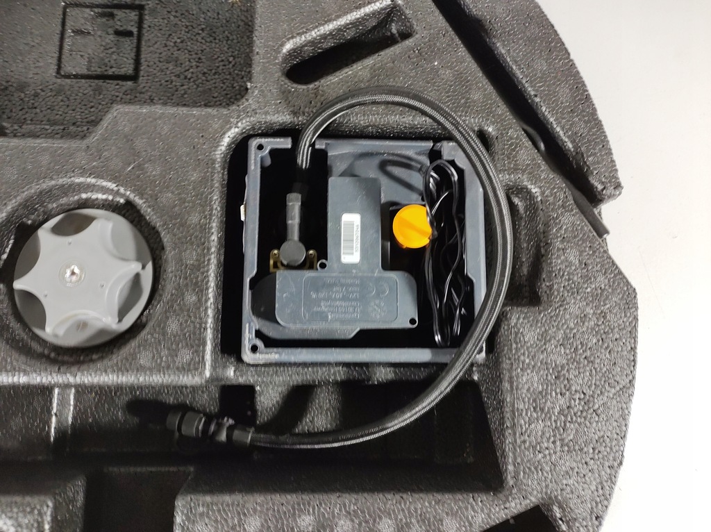 фото №7, Renault kadjar 16r- пінополістирол багажника