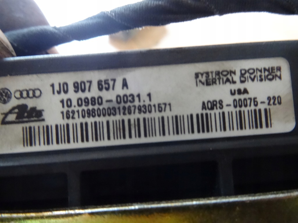 фото №5, Golf iv 1.9tdi датчик esp 1j0907651a 1j0907657a