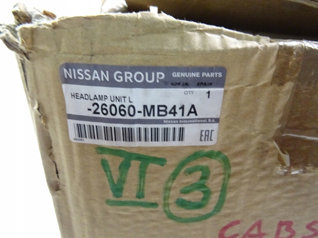 фото №10, Nissan cabstar f24 maxcity лампа левая передняя nowa оригинал 26060-mb41a