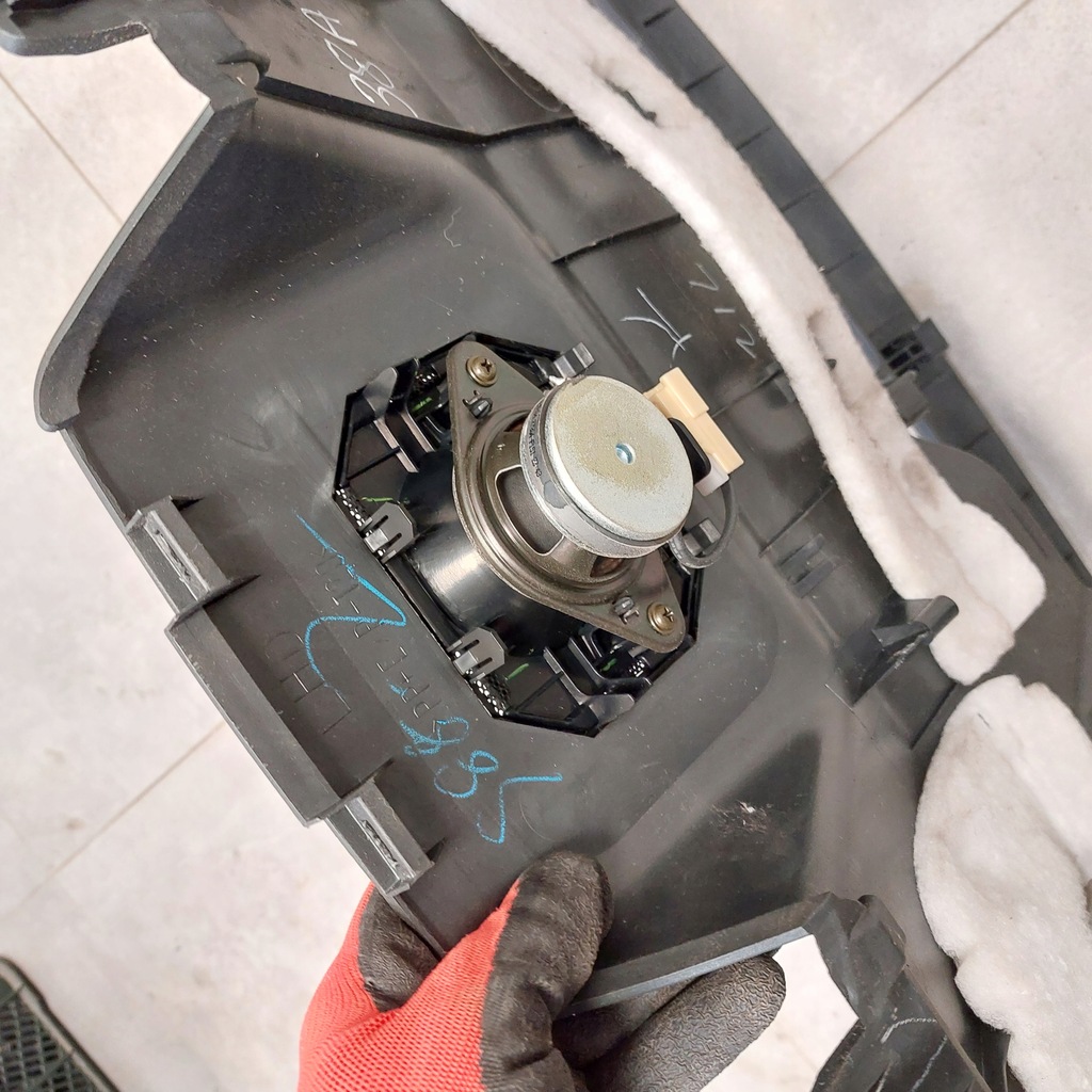 фото №16, Toyota prius ii приборная панель приборная подушка безопасности пассажира