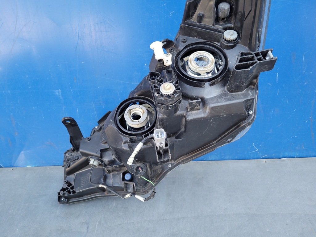 фото №11, Toyota corolla e16 e17 lift 16-18 2016-2018 фара лампа правая