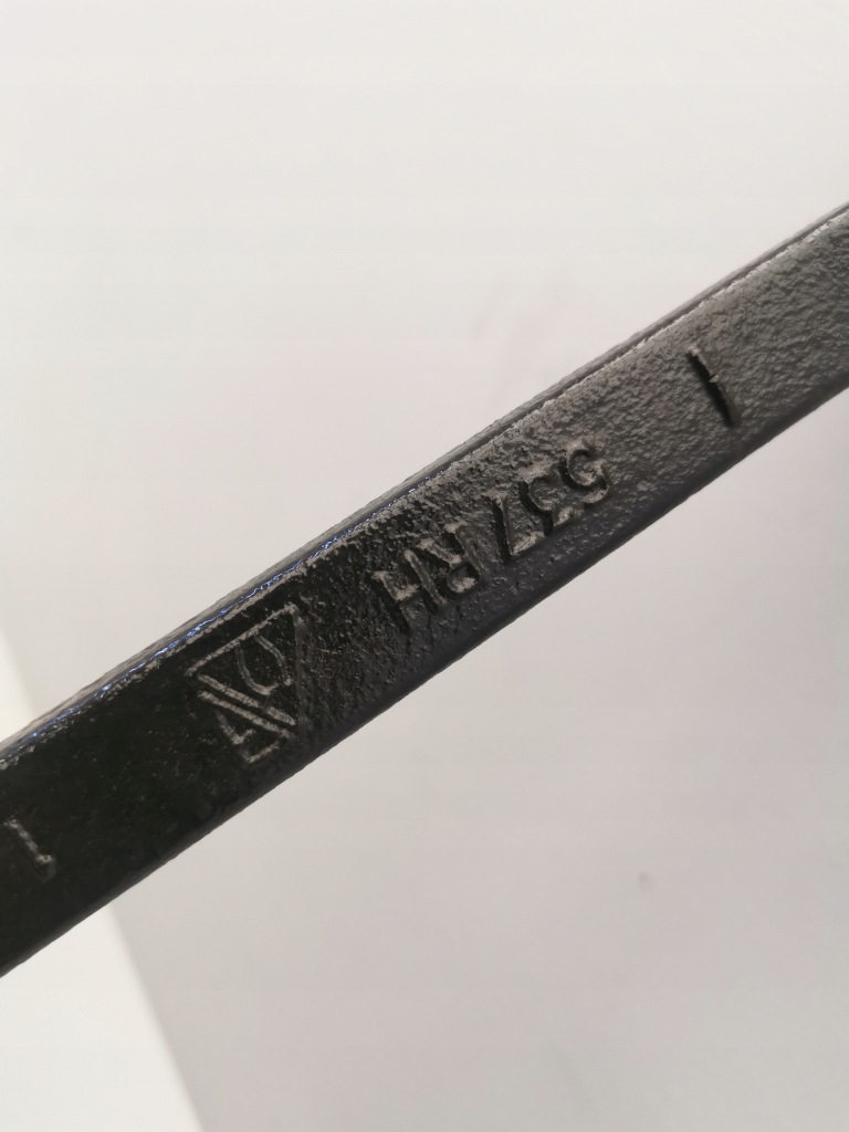 фото №15, Dodge charger 15 подвеска правое передние полный поворотный кулак