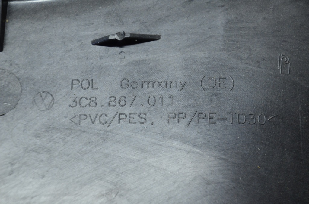 фото №4, Vw passatt cc обшивка двері правий 3c8867012 toffi