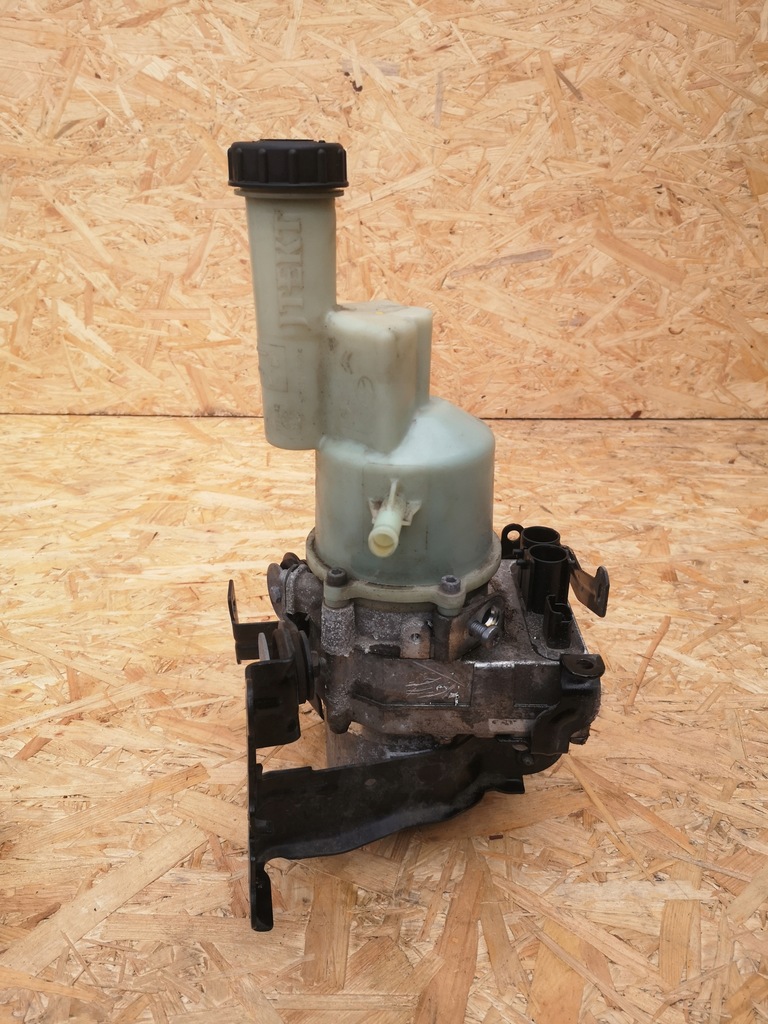 фото №1, Zafira proace expert насос усилителя 9818127580