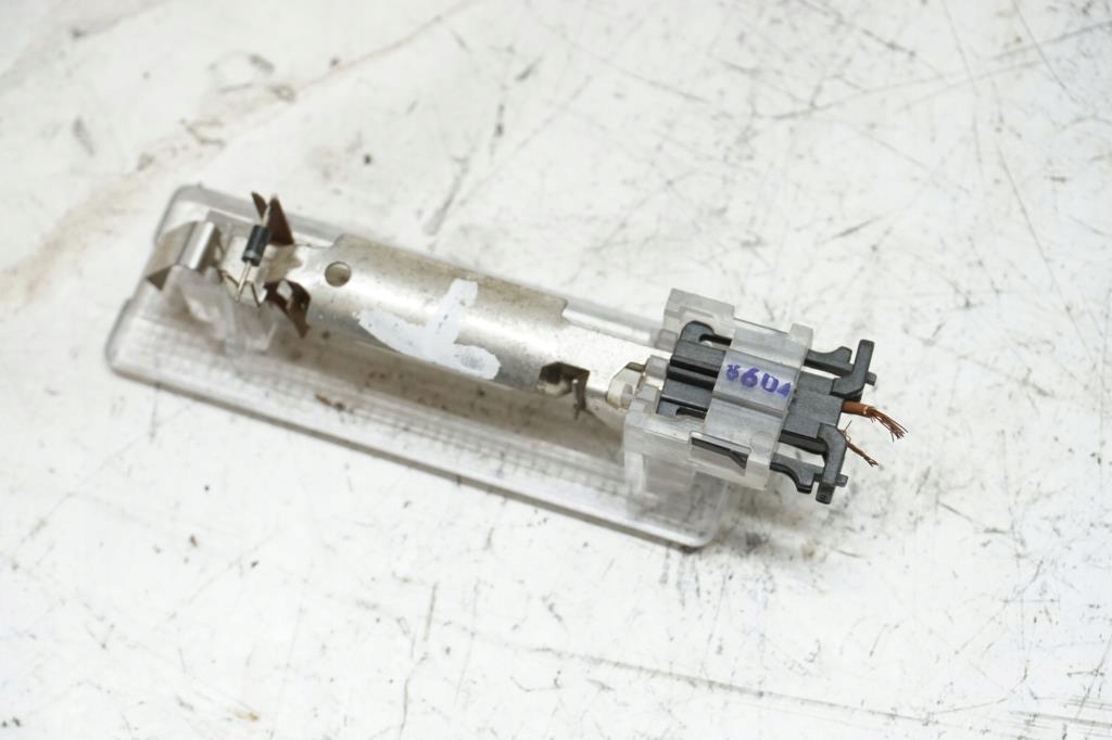 фото №1, Лампа освітлення кабіни vw golf v 1.4 16v