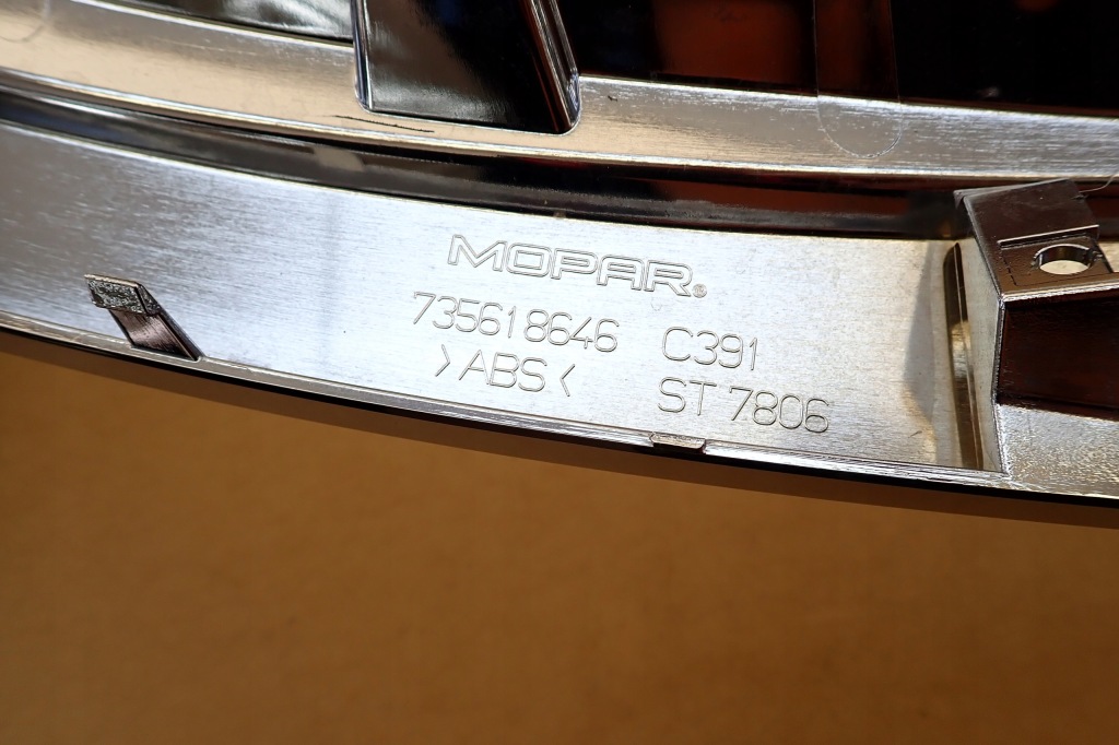 фото №10, Lancia ypsilon 15- решітка радіатора решітка радіатора решітка бампера передня 735618646 c391 оригінальний номер