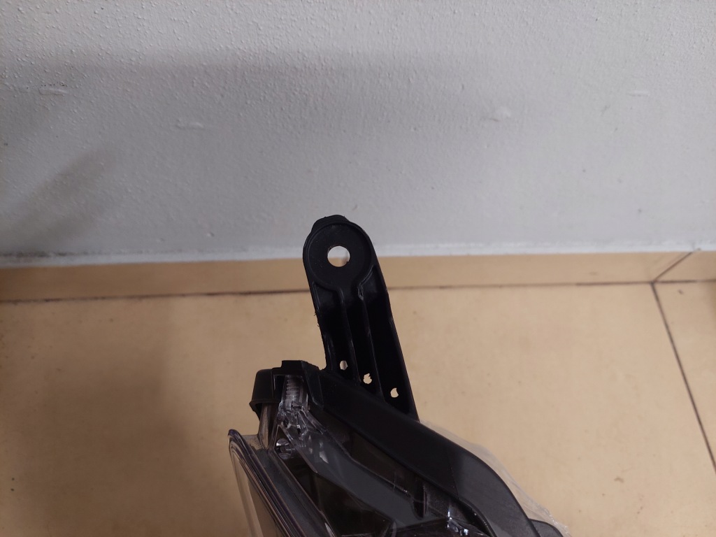 фото №5, Toyota corolla cross full led права