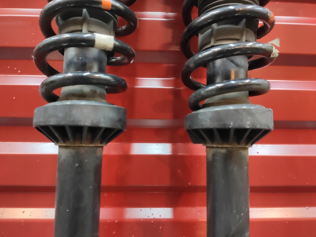 Jaguar xf 2 x260 3.0d амортизатор амортизаторна стійка правий ліве перед оригінал в Україні