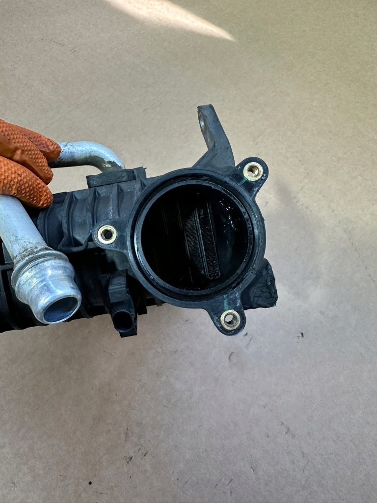 Радіатор повітря, інтеркулер mercedes e klasa w213 s, om654, 2.2cdi Зі Шроту