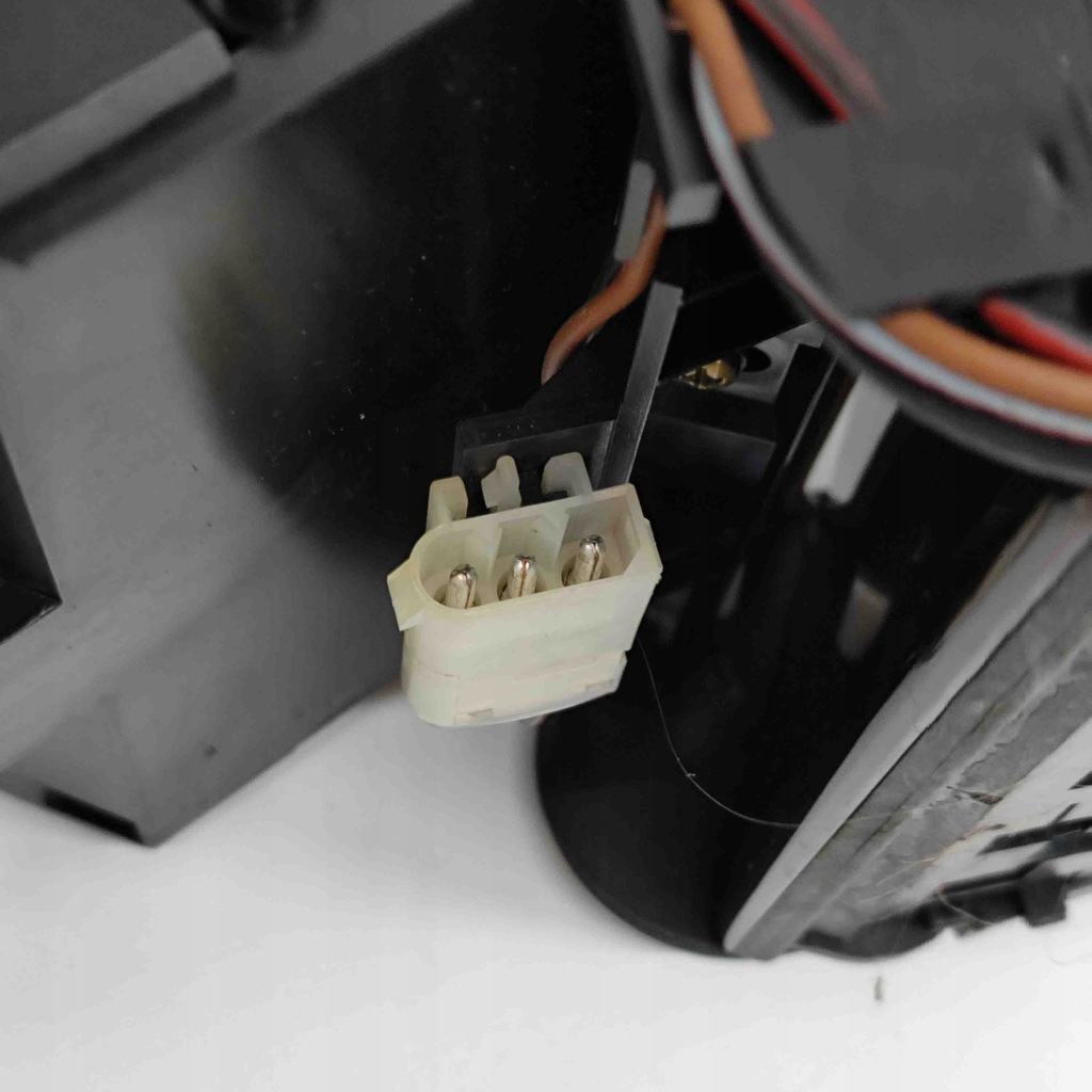 фото №7, Рамка середня панель приладів bmw 7 e38 8163950 28955206 3.5l 173kw 1996