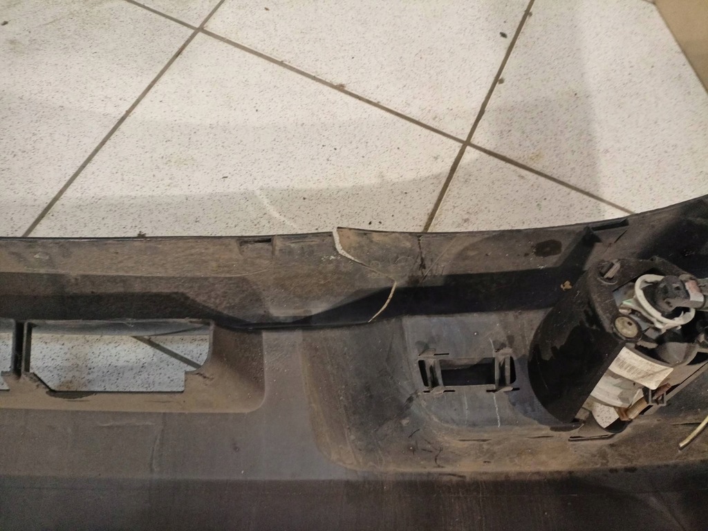 фото №12, Бампер перед chrysler town and country 5 2009