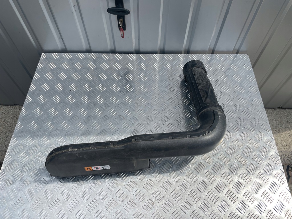 фото №1, Hyundai i40 1.7 crdi воздухозаборник труба 28210-3z301