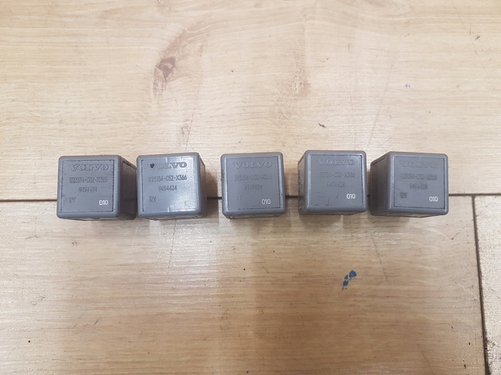 фото №1, Реле 9494424 volvo v70