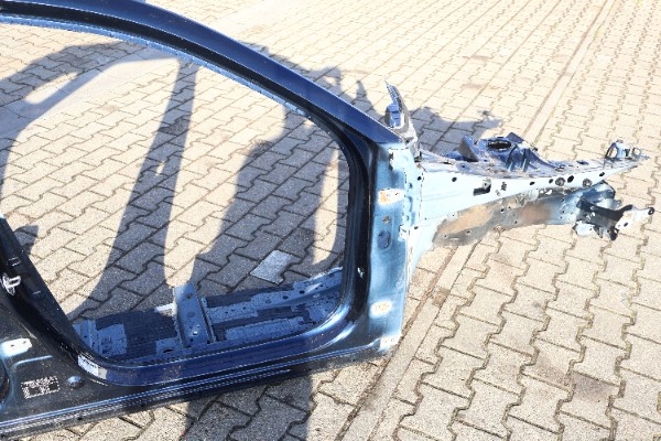 фото №2, Mazda cx-30 чверть права перед 42m