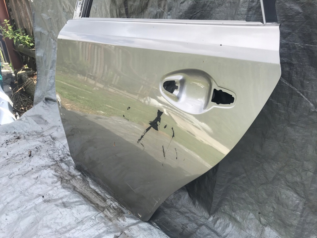 фото №3, Toyota auris ii дверь левый задняя задние левая hb