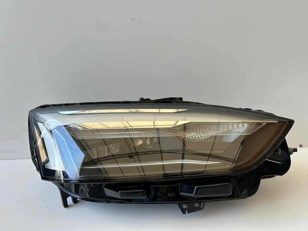 фото №1, Audi a5 lift 8w6 лампа права full led 8w6941012