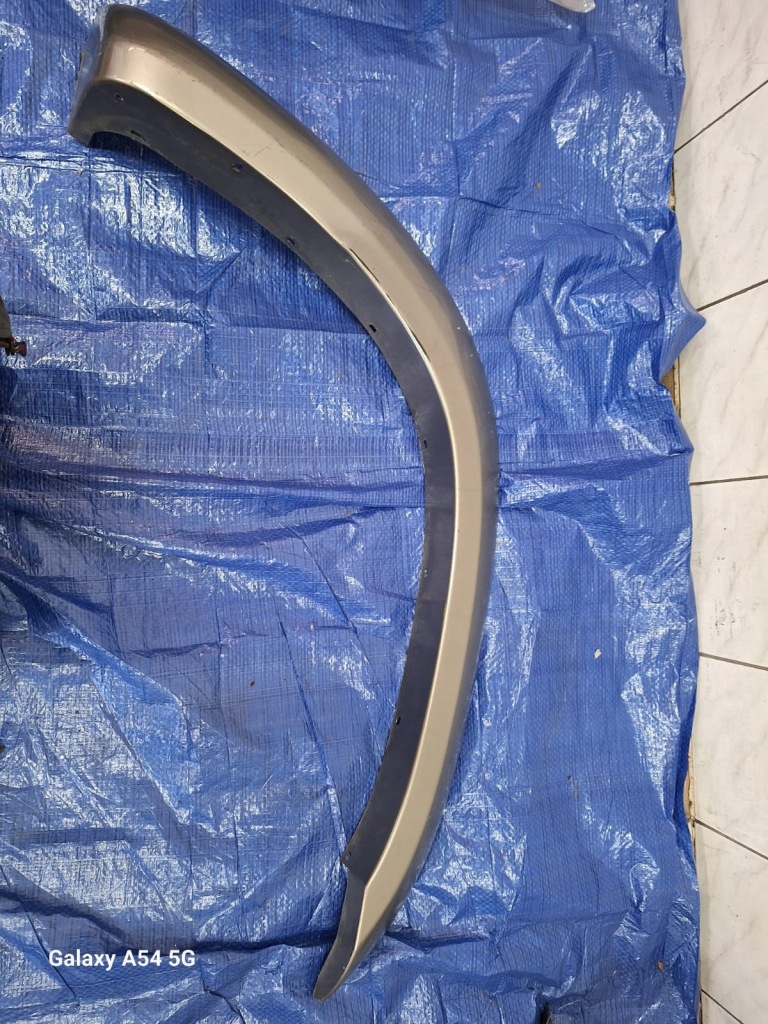 фото №1, Молдинг крыла правый перед правая nissan patrol