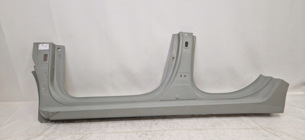 фото №1, Hyundai i20 iii порог металлический левый 2020-2024r